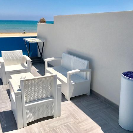 Terrazze Sul Mare Bed & Breakfast Pozzallo Ngoại thất bức ảnh