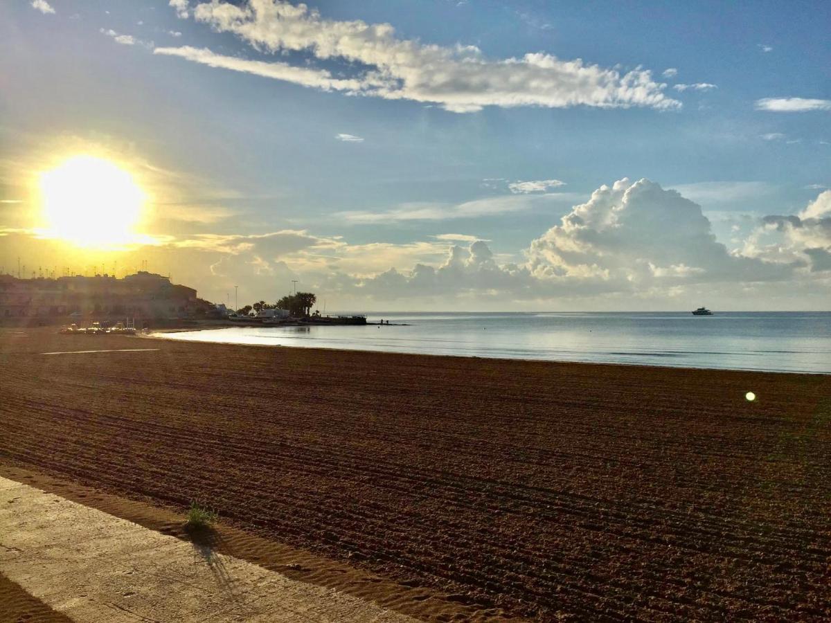 Terrazze Sul Mare Bed & Breakfast Pozzallo Ngoại thất bức ảnh