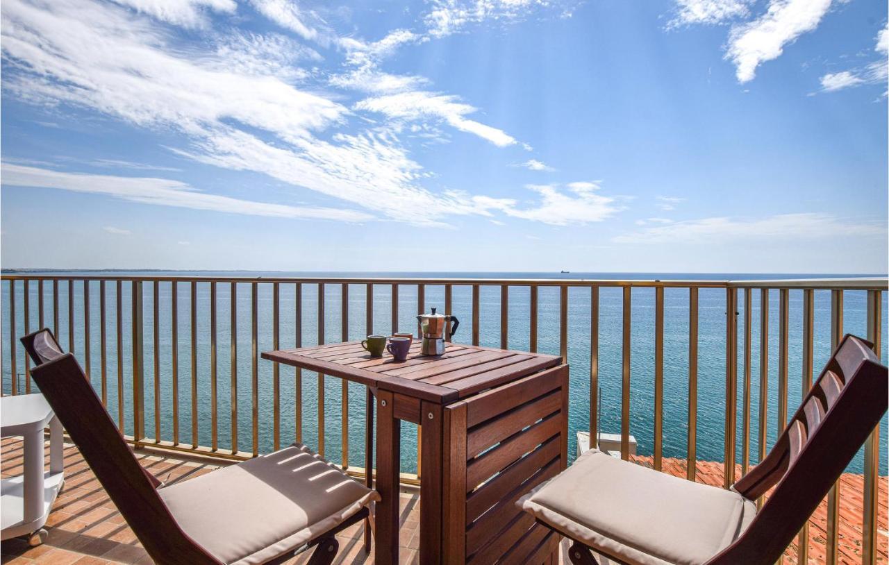 Terrazze Sul Mare Bed & Breakfast Pozzallo Ngoại thất bức ảnh