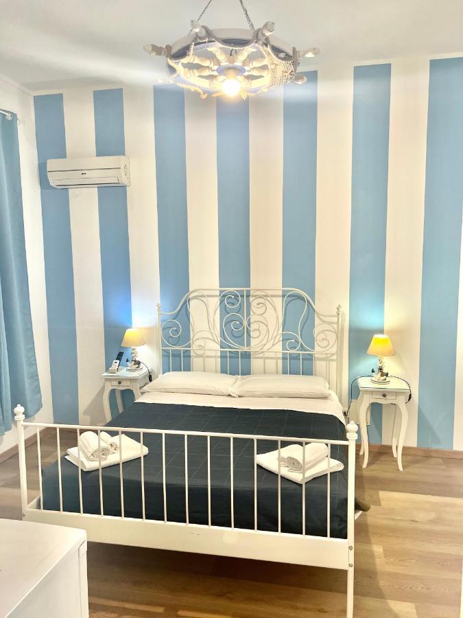 Terrazze Sul Mare Bed & Breakfast Pozzallo Ngoại thất bức ảnh