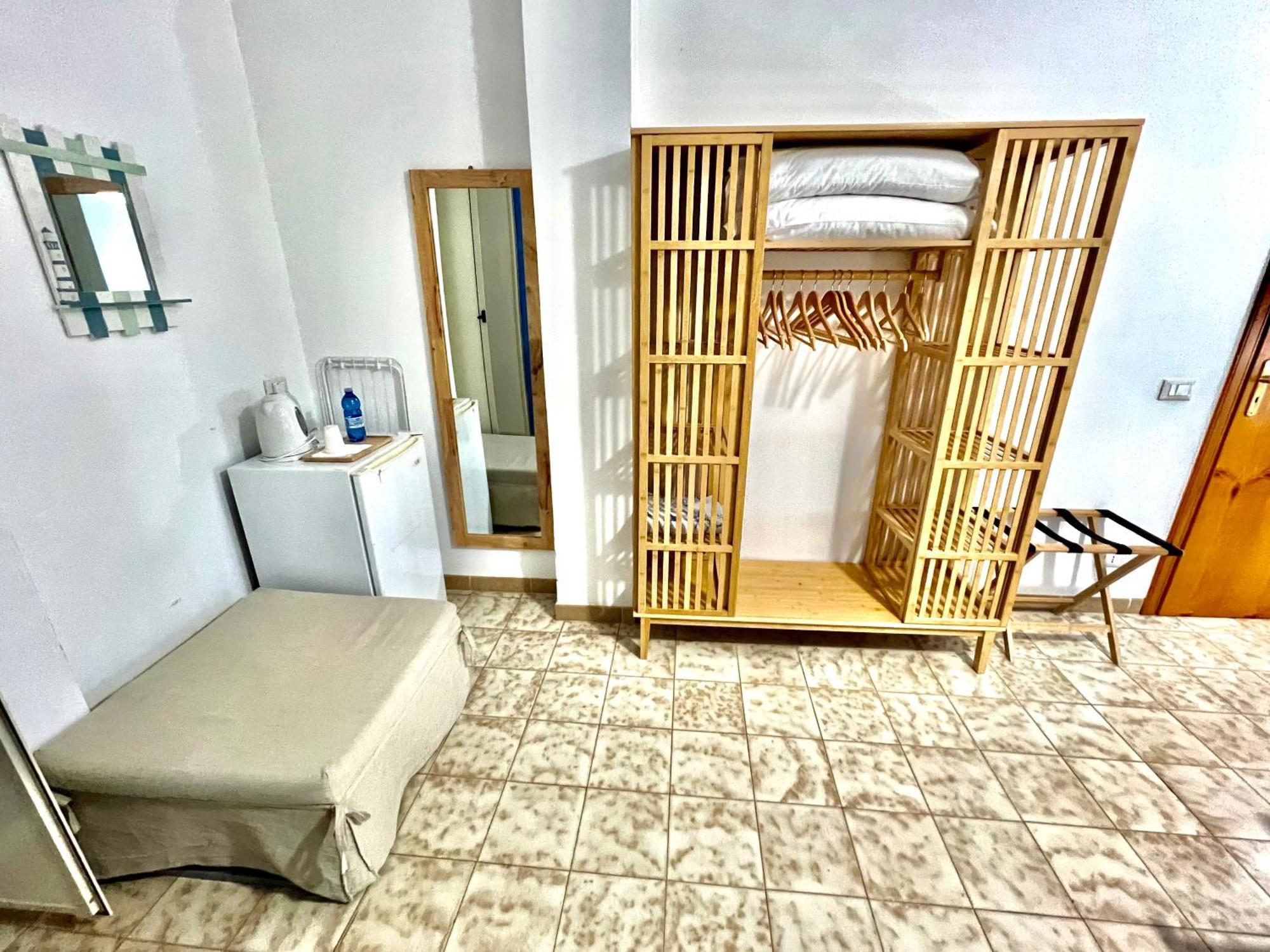 Terrazze Sul Mare Bed & Breakfast Pozzallo Ngoại thất bức ảnh