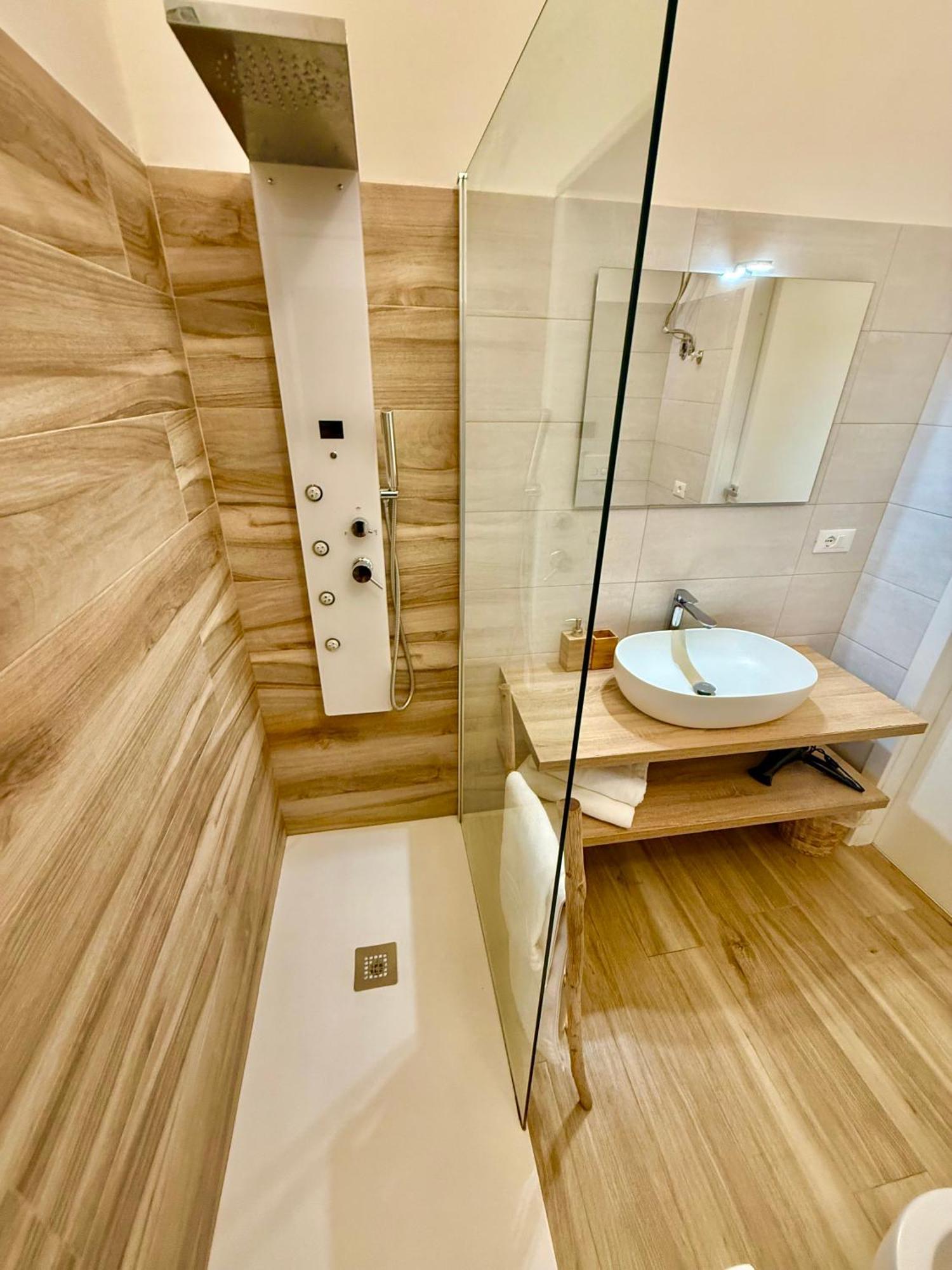 Terrazze Sul Mare Bed & Breakfast Pozzallo Ngoại thất bức ảnh