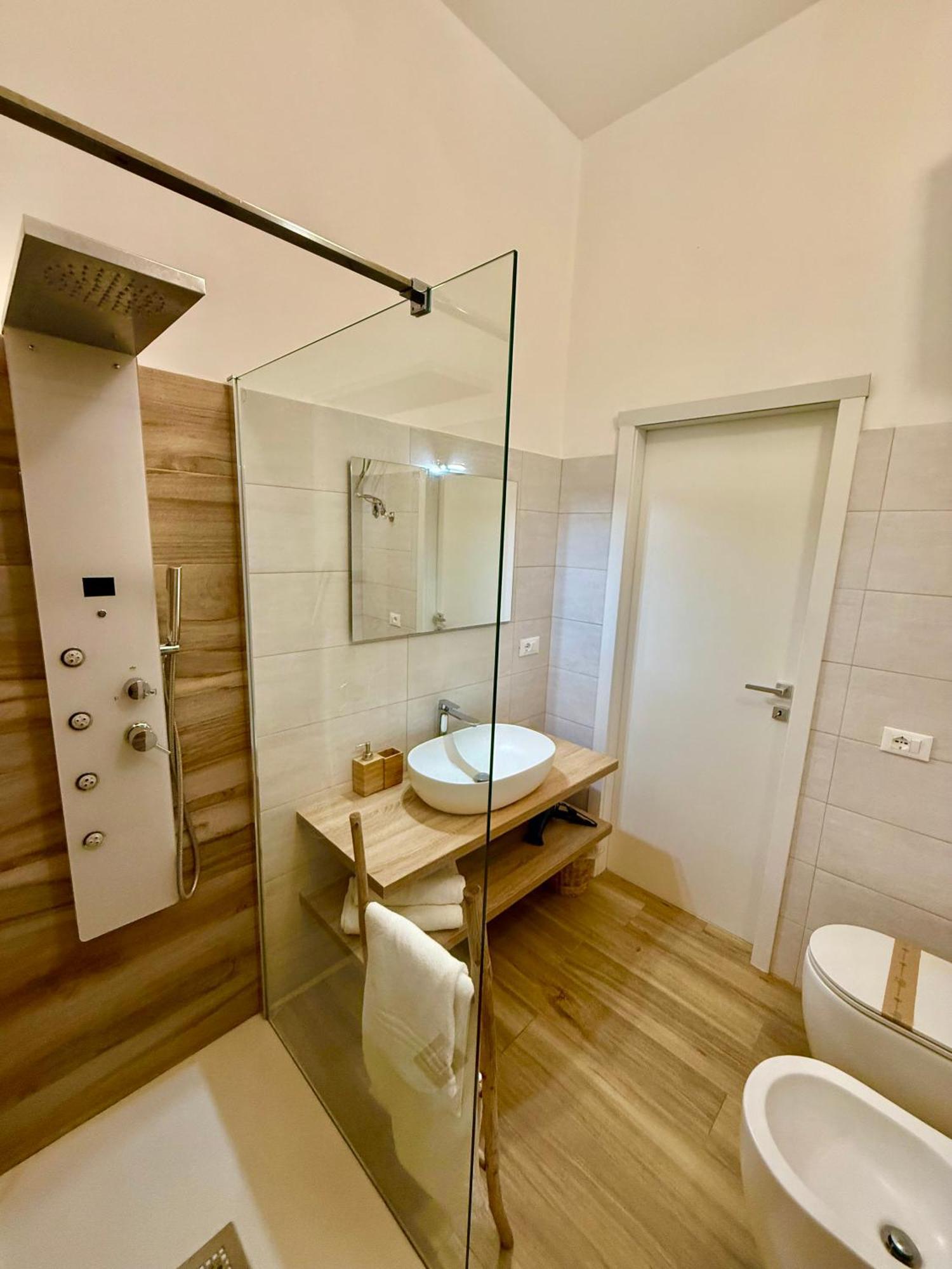Terrazze Sul Mare Bed & Breakfast Pozzallo Ngoại thất bức ảnh