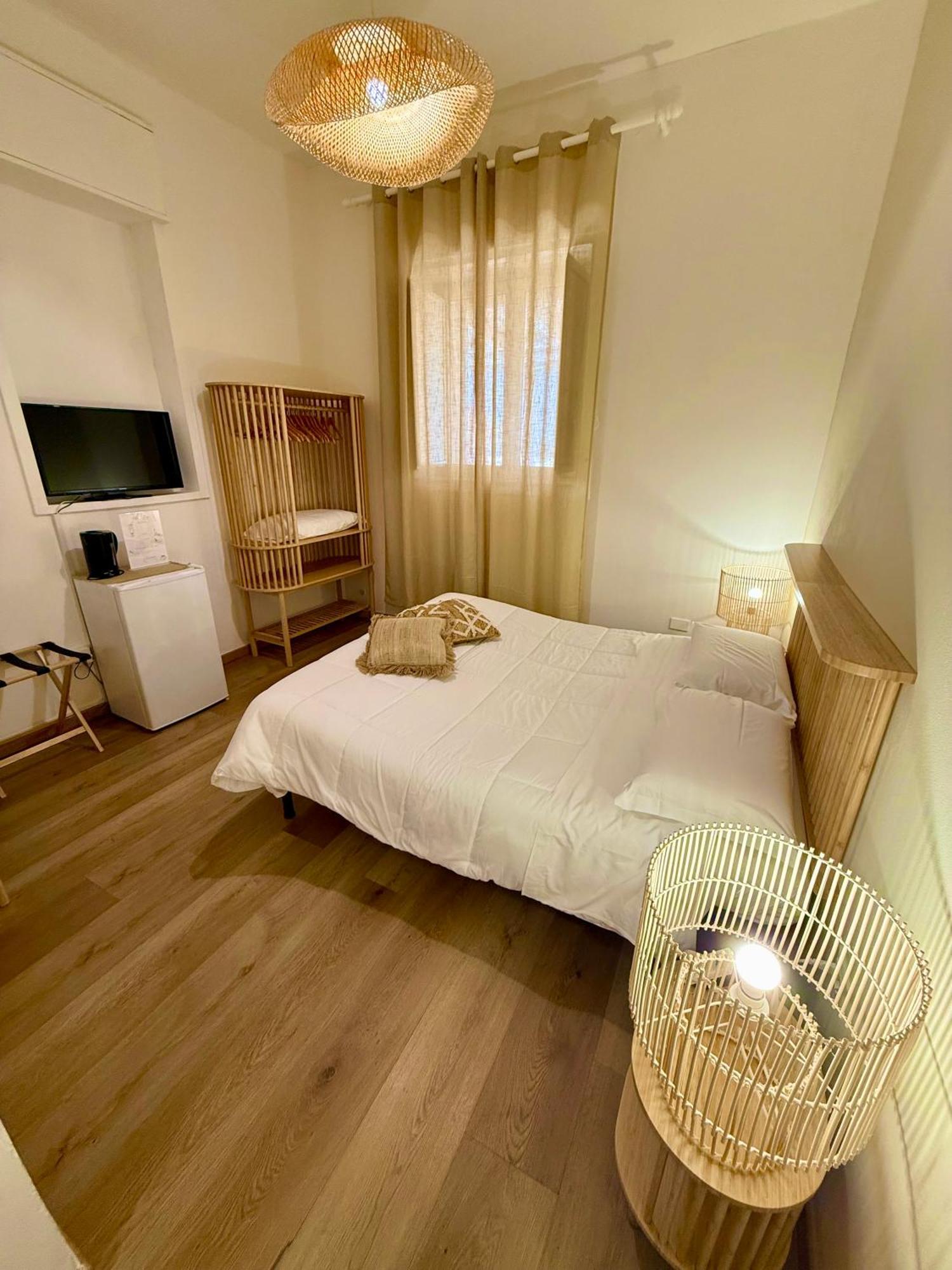 Terrazze Sul Mare Bed & Breakfast Pozzallo Ngoại thất bức ảnh