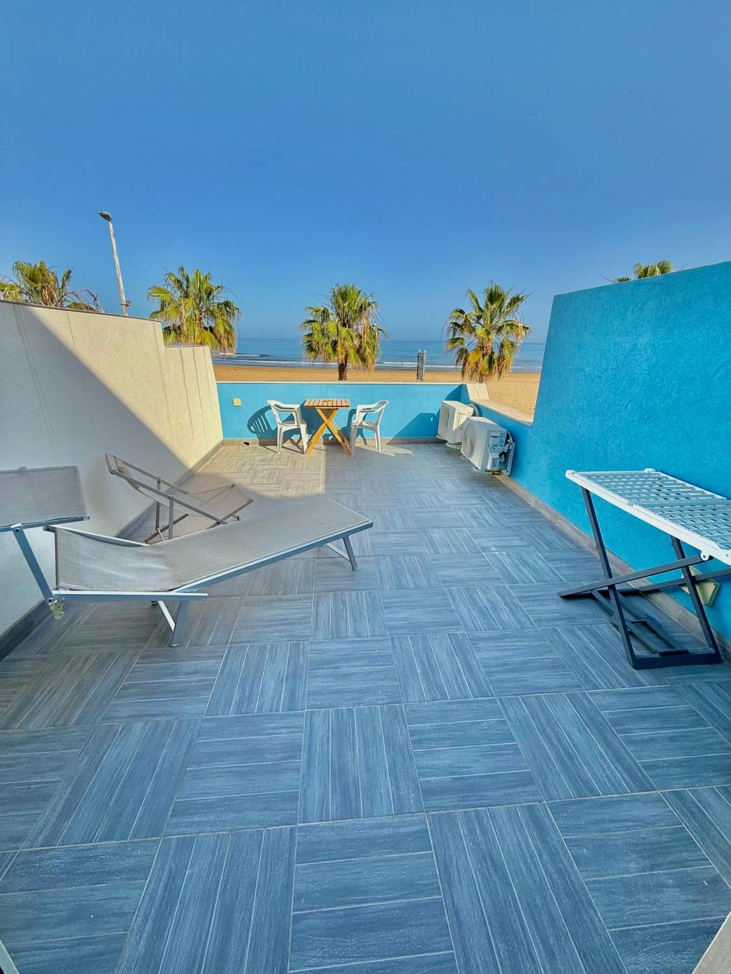 Terrazze Sul Mare Bed & Breakfast Pozzallo Ngoại thất bức ảnh