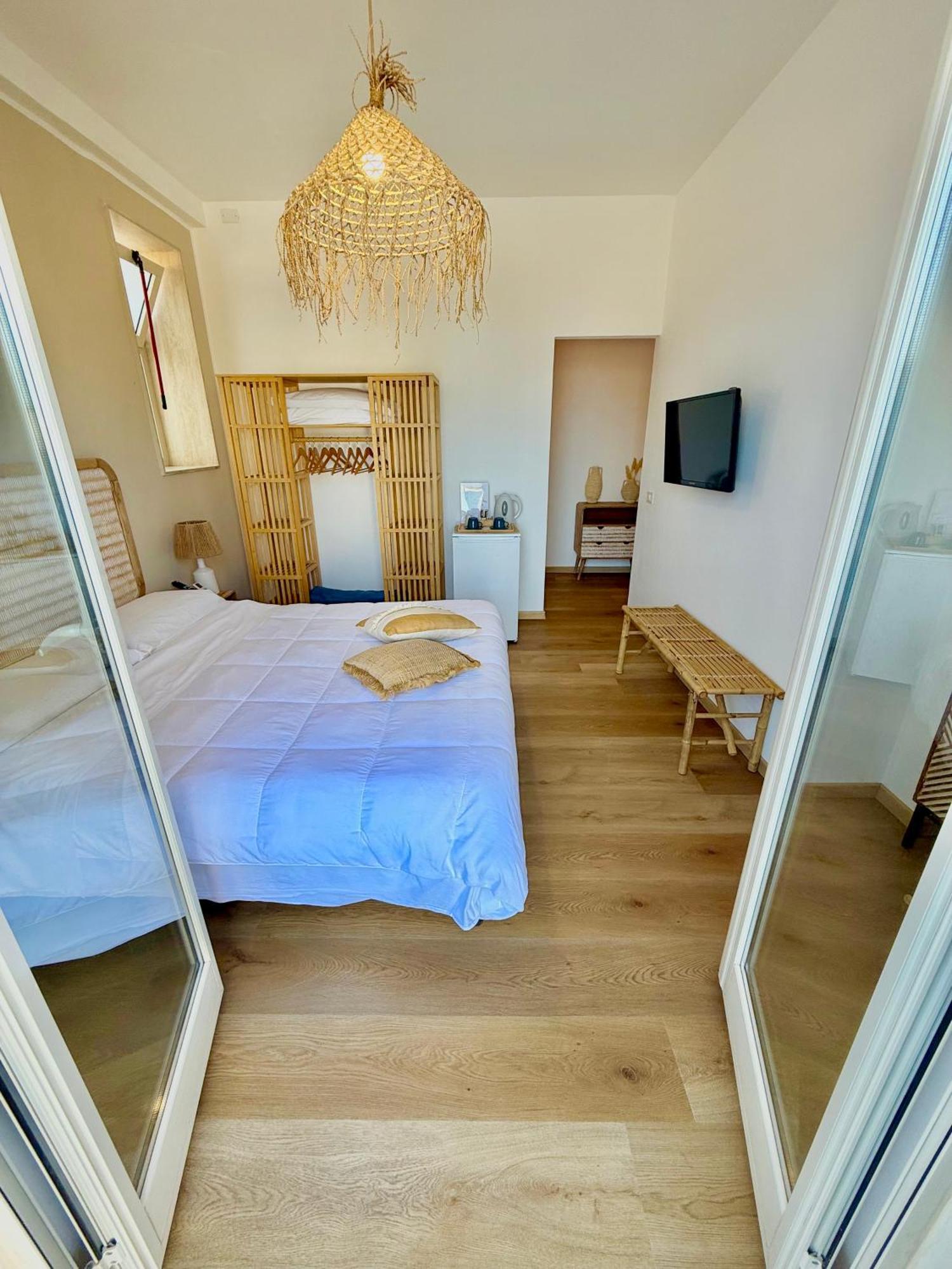 Terrazze Sul Mare Bed & Breakfast Pozzallo Ngoại thất bức ảnh